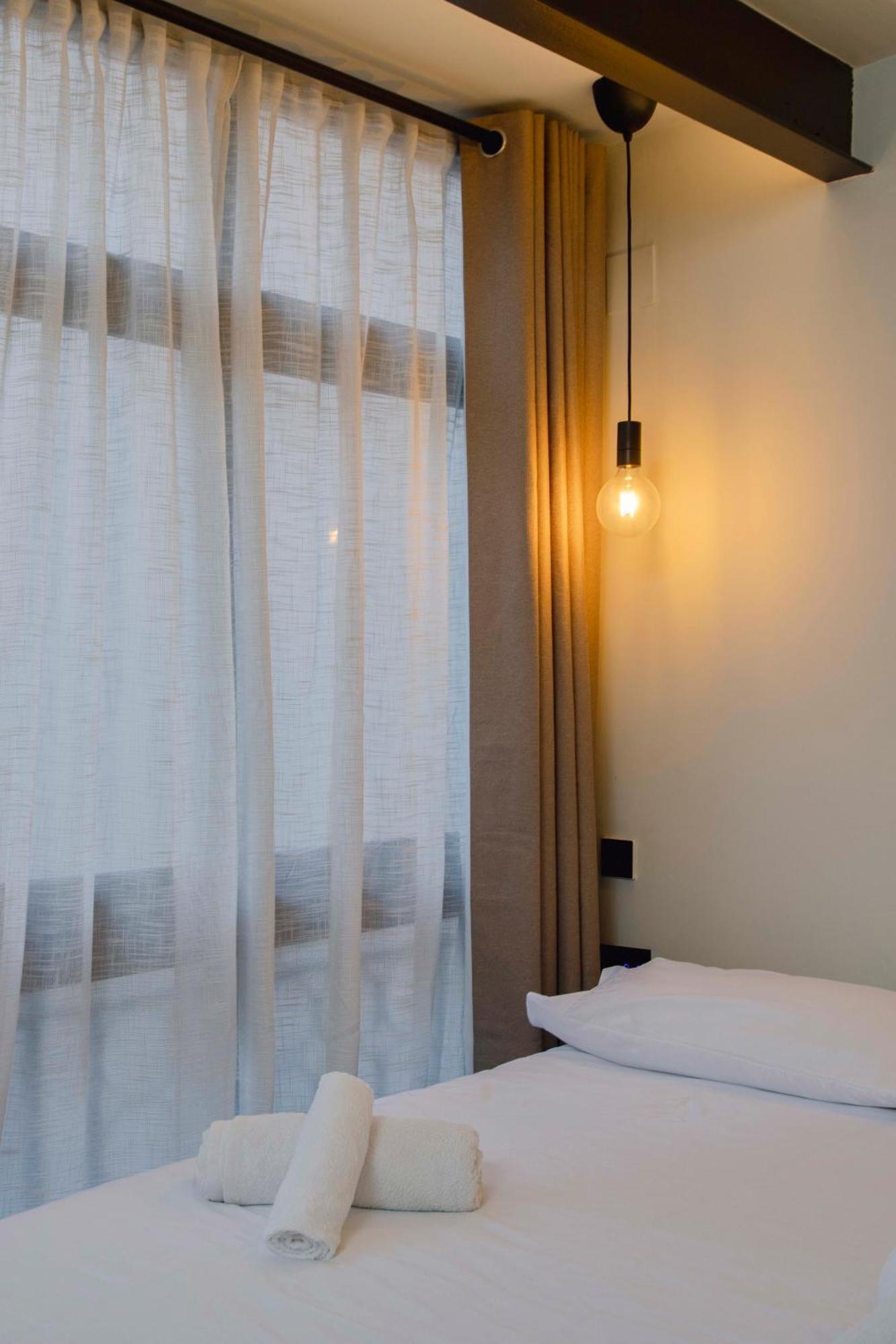 Apartamento Acogedor Frente A Mercat Central บาเลนเซีย ภายนอก รูปภาพ