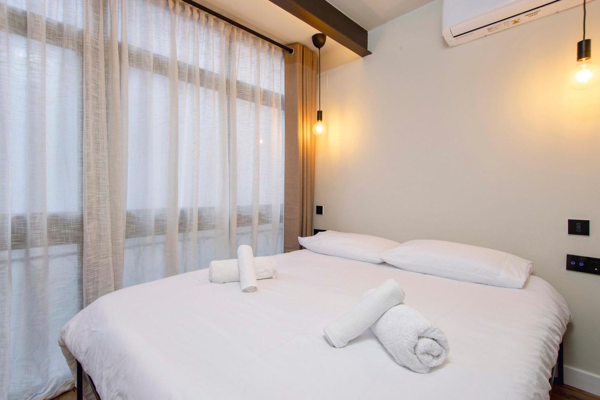 Apartamento Acogedor Frente A Mercat Central บาเลนเซีย ภายนอก รูปภาพ